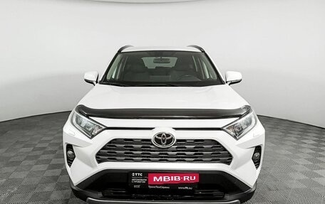 Toyota RAV4, 2020 год, 3 600 000 рублей, 2 фотография