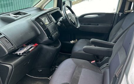 Nissan Serena III, 2009 год, 1 220 000 рублей, 20 фотография