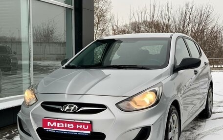 Hyundai Solaris II рестайлинг, 2013 год, 935 000 рублей, 1 фотография