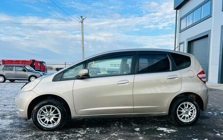 Honda Fit III, 2010 год, 899 000 рублей, 3 фотография