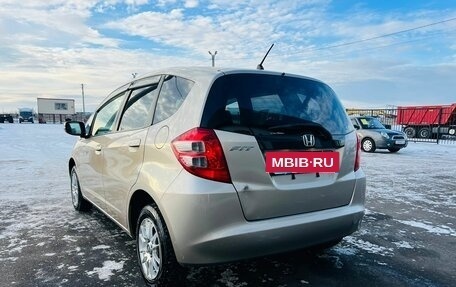 Honda Fit III, 2010 год, 899 000 рублей, 4 фотография