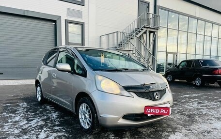 Honda Fit III, 2010 год, 899 000 рублей, 8 фотография