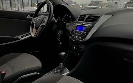 Hyundai Solaris II рестайлинг, 2013 год, 935 000 рублей, 2 фотография