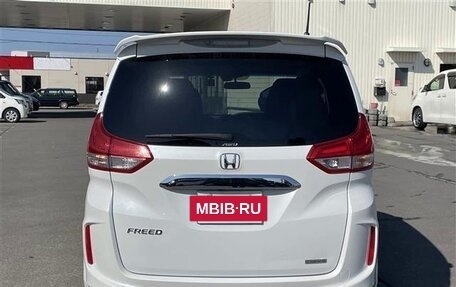 Honda Freed II, 2019 год, 1 199 000 рублей, 6 фотография