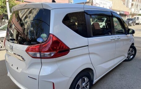 Honda Freed II, 2017 год, 1 450 000 рублей, 4 фотография