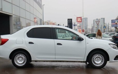 Renault Logan II, 2015 год, 689 000 рублей, 4 фотография