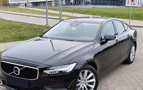 Volvo S90 II рестайлинг, 2018 год, 1 680 000 рублей, 8 фотография