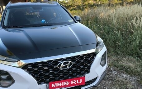 Hyundai Santa Fe IV, 2019 год, 3 000 000 рублей, 3 фотография