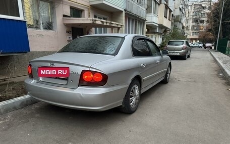 Hyundai Sonata IV рестайлинг, 2004 год, 650 000 рублей, 2 фотография