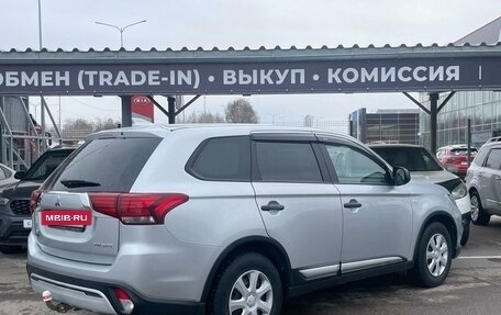 Mitsubishi Outlander III рестайлинг 3, 2019 год, 2 190 000 рублей, 5 фотография