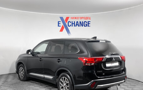 Mitsubishi Outlander III рестайлинг 3, 2017 год, 1 659 000 рублей, 6 фотография