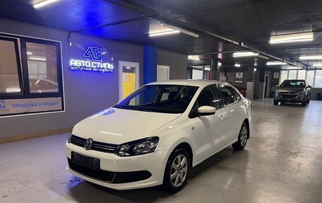 Volkswagen Polo VI (EU Market), 2012 год, 600 000 рублей, 3 фотография