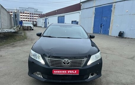 Toyota Camry, 2014 год, 1 240 000 рублей, 1 фотография