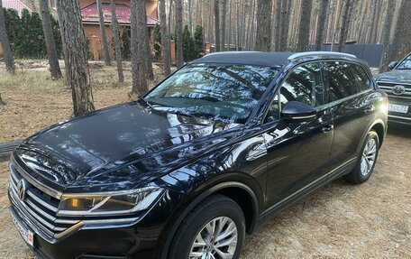 Volkswagen Touareg III, 2018 год, 4 750 000 рублей, 3 фотография