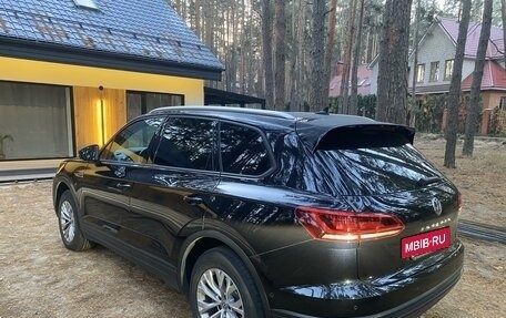 Volkswagen Touareg III, 2018 год, 4 750 000 рублей, 5 фотография