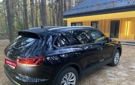 Volkswagen Touareg III, 2018 год, 4 750 000 рублей, 7 фотография