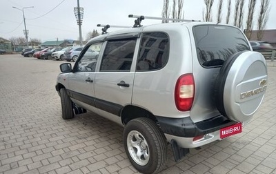 Chevrolet Niva I рестайлинг, 2004 год, 455 000 рублей, 1 фотография