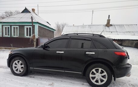 Infiniti FX I, 2005 год, 1 150 000 рублей, 15 фотография