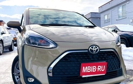 Toyota Sienta II, 2021 год, 1 140 000 рублей, 3 фотография