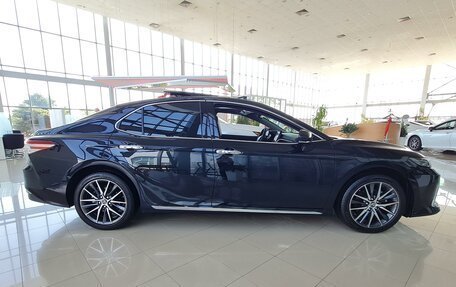 Toyota Camry, 2023 год, 5 290 000 рублей, 4 фотография