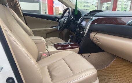 Toyota Camry, 2012 год, 1 695 000 рублей, 7 фотография