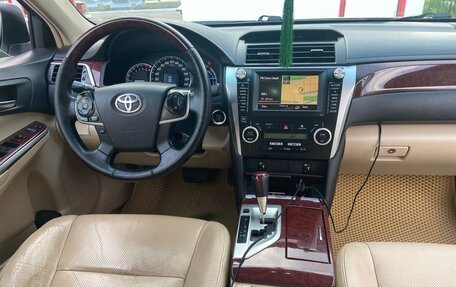 Toyota Camry, 2012 год, 1 695 000 рублей, 11 фотография