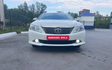 Toyota Camry, 2012 год, 1 695 000 рублей, 12 фотография