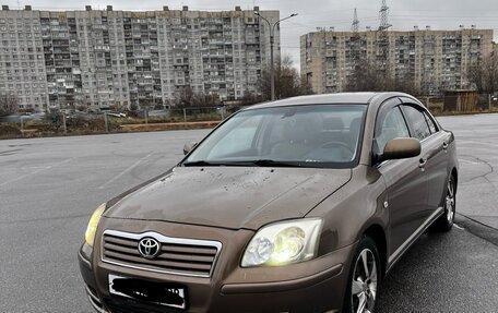 Toyota Avensis III рестайлинг, 2005 год, 840 000 рублей, 6 фотография