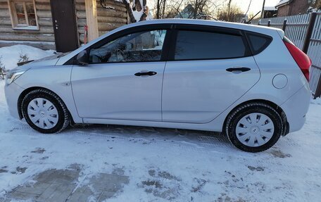 Hyundai Solaris II рестайлинг, 2015 год, 1 250 000 рублей, 2 фотография