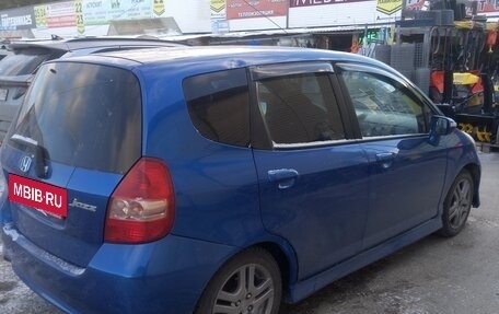 Honda Jazz I рестайлинг, 2007 год, 660 000 рублей, 3 фотография