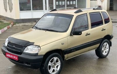 Chevrolet Niva I рестайлинг, 2004 год, 320 000 рублей, 1 фотография