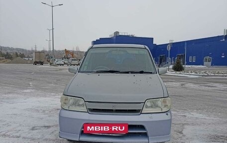 Nissan Cube II, 2001 год, 270 000 рублей, 3 фотография