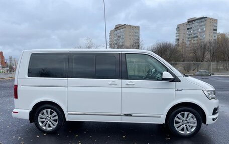 Volkswagen Multivan T6 рестайлинг, 2015 год, 4 070 000 рублей, 7 фотография