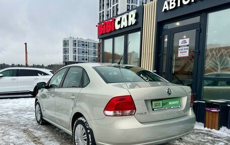 Volkswagen Polo VI (EU Market), 2011 год, 750 000 рублей, 5 фотография