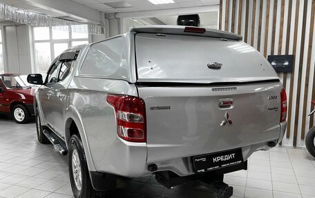 Mitsubishi L200 IV рестайлинг, 2015 год, 2 329 000 рублей, 4 фотография