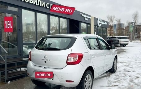 Renault Sandero II рестайлинг, 2019 год, 1 280 000 рублей, 3 фотография