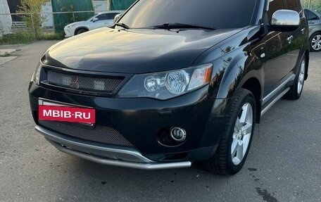 Mitsubishi Outlander III рестайлинг 3, 2007 год, 1 300 000 рублей, 2 фотография