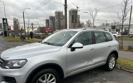 Volkswagen Touareg III, 2013 год, 2 100 000 рублей, 2 фотография