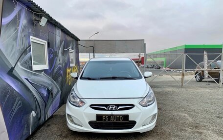 Hyundai Solaris II рестайлинг, 2013 год, 780 000 рублей, 2 фотография