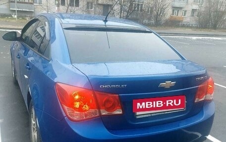 Chevrolet Cruze II, 2011 год, 750 000 рублей, 3 фотография