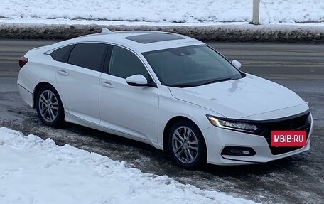 Honda Accord IX рестайлинг, 2018 год, 2 590 000 рублей, 2 фотография