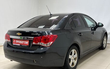 Chevrolet Cruze II, 2010 год, 550 000 рублей, 4 фотография