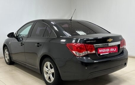 Chevrolet Cruze II, 2010 год, 550 000 рублей, 6 фотография