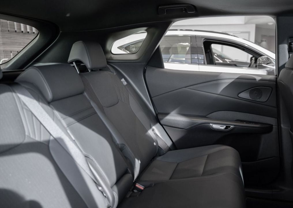 Lexus RX, 2023 год, 11 250 000 рублей, 23 фотография