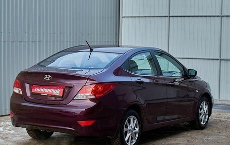 Hyundai Solaris II рестайлинг, 2011 год, 820 000 рублей, 4 фотография