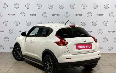 Nissan Juke II, 2011 год, 990 000 рублей, 2 фотография