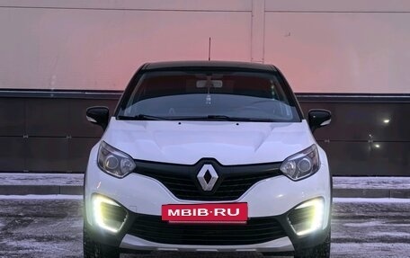 Renault Kaptur I рестайлинг, 2016 год, 1 360 000 рублей, 2 фотография