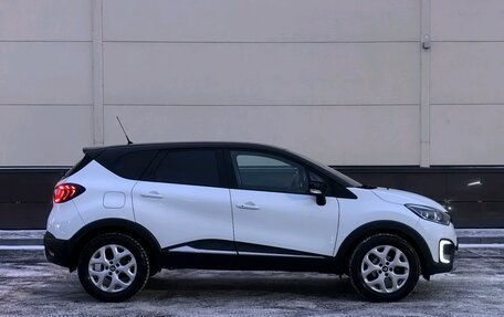 Renault Kaptur I рестайлинг, 2016 год, 1 360 000 рублей, 8 фотография