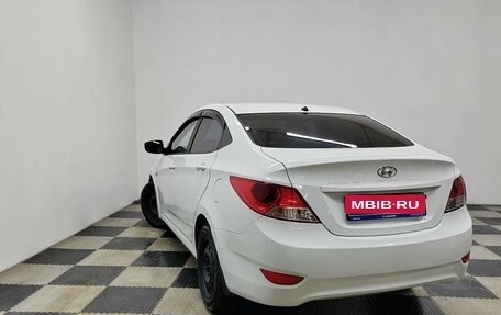 Hyundai Solaris II рестайлинг, 2011 год, 920 000 рублей, 7 фотография