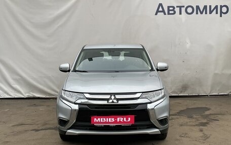 Mitsubishi Outlander III рестайлинг 3, 2017 год, 2 120 000 рублей, 2 фотография